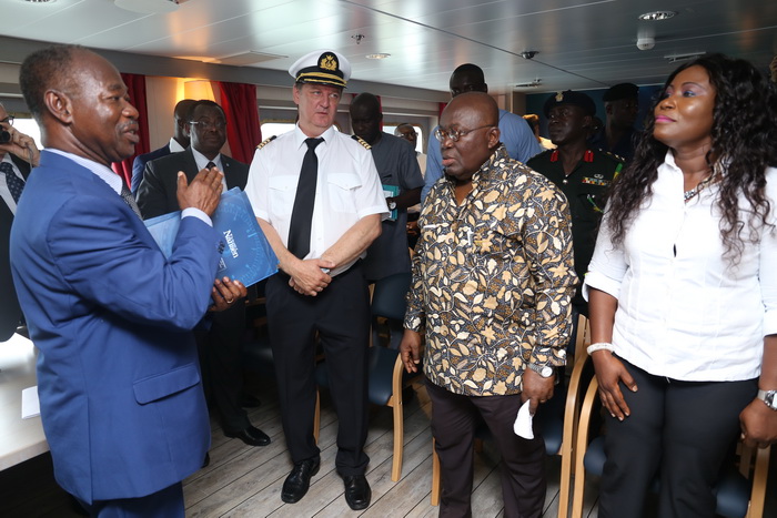  Dr Kwame Koranteng (left) explaining a point to President Akufo-Addo during a tour of the facility. Looking on is Mrs Elizabeth Afoley Quaye (right), the Minister of Fisheries and Aquaculture Development. 